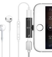 2 az 1-ben Lightning adapter