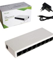 8 Portos Gyorsnet Kapcsoló, 10/100Mbps